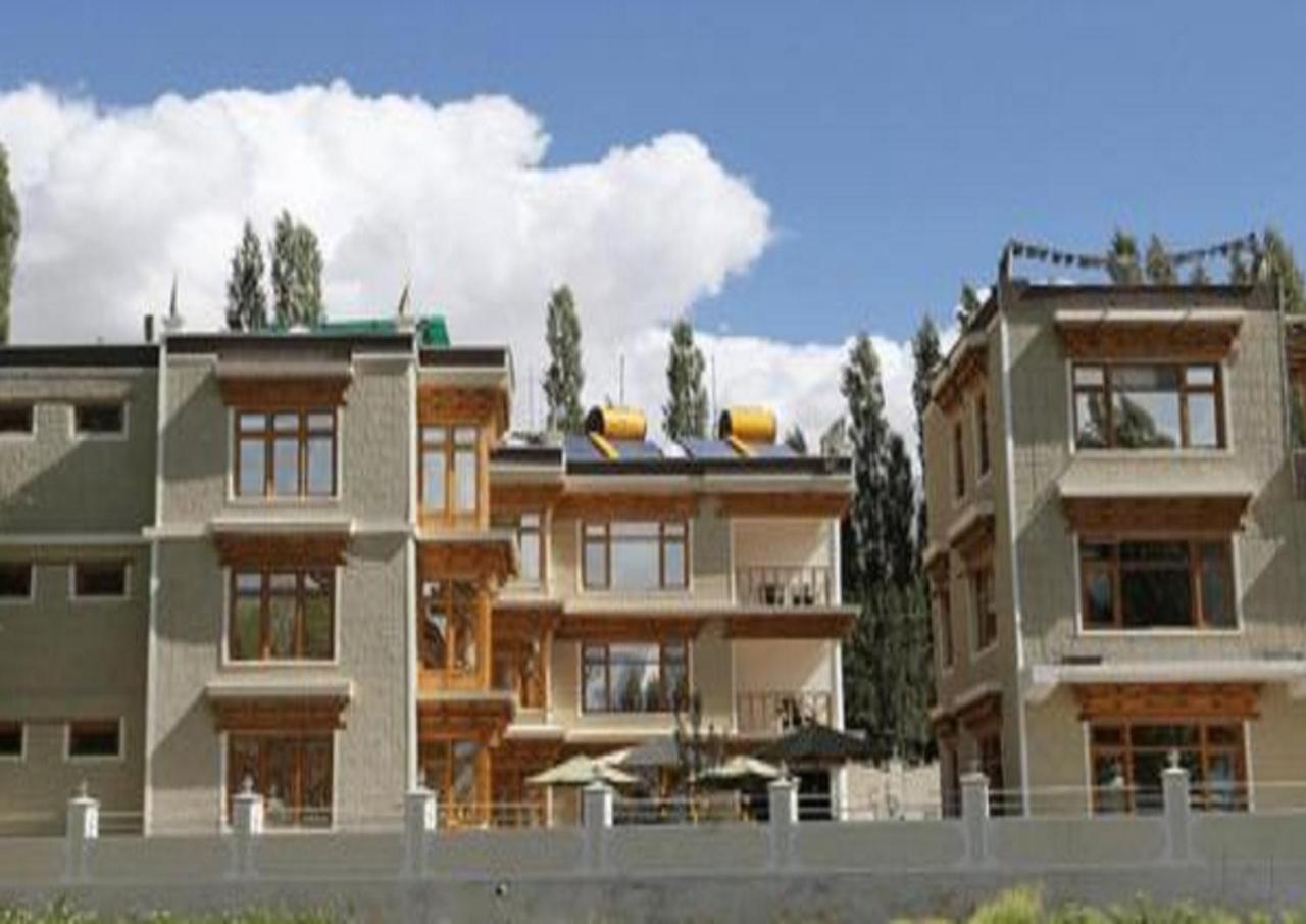 לה Hotel Om Ladakh מראה חיצוני תמונה