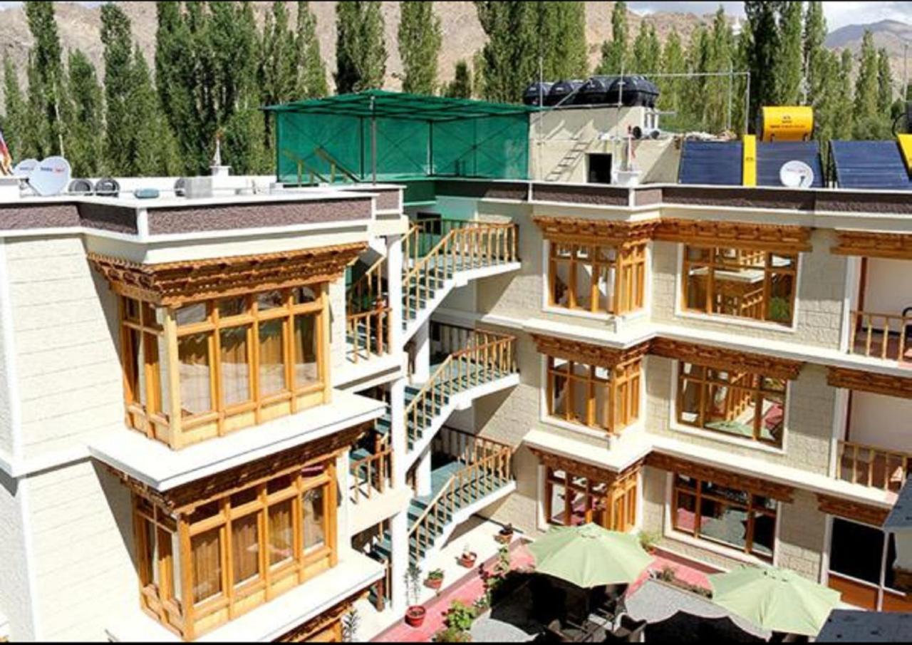 לה Hotel Om Ladakh מראה חיצוני תמונה