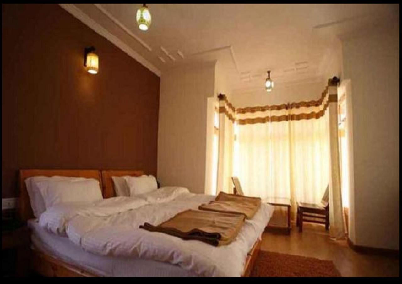 לה Hotel Om Ladakh מראה חיצוני תמונה